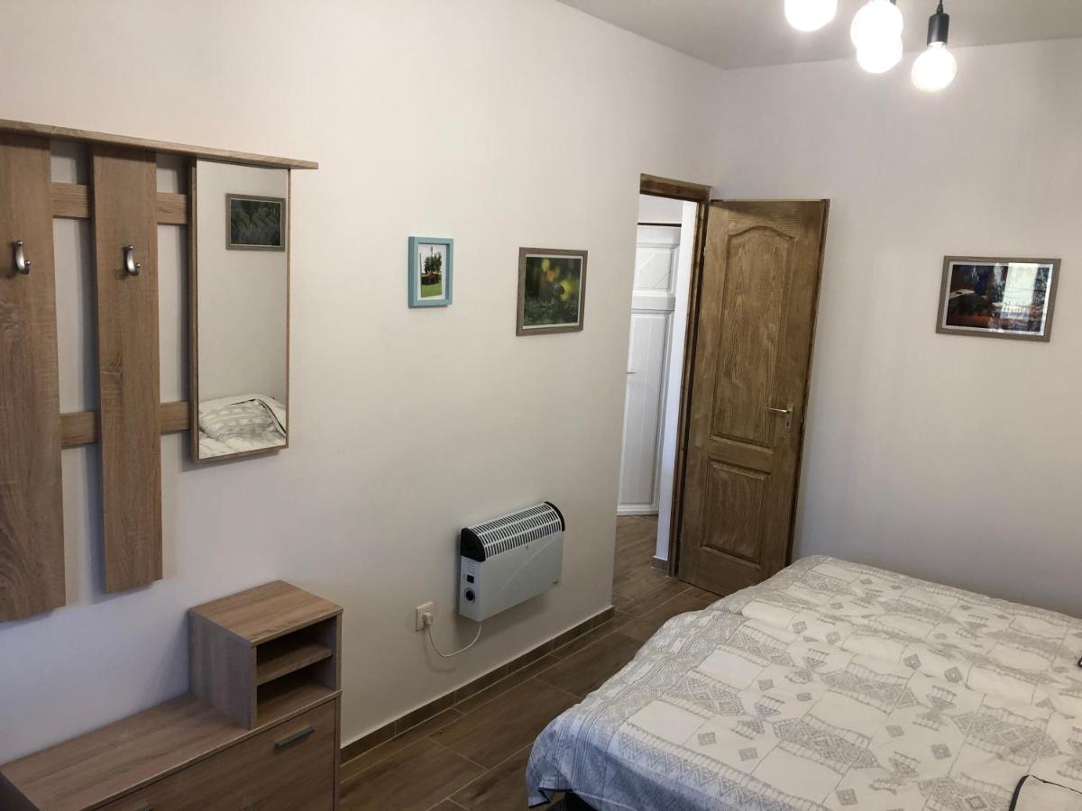 Il-Lak Apartment Поннонголма Екстер'єр фото
