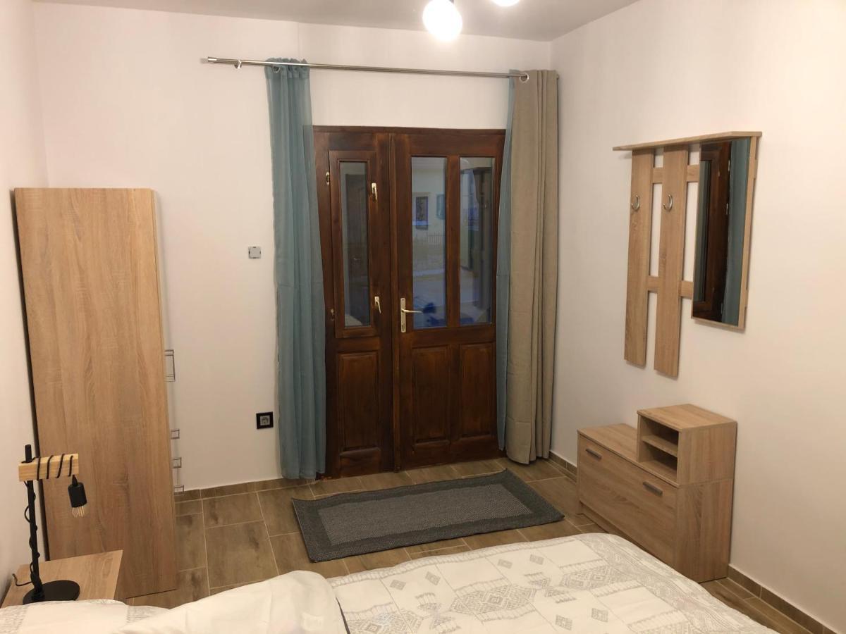 Il-Lak Apartment Поннонголма Екстер'єр фото